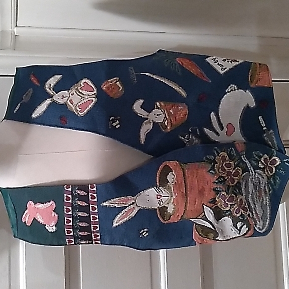 Vintage 1990s Y2K Tapestry Easter spring rabbit bunnies vest XL - Picture 1 of 3